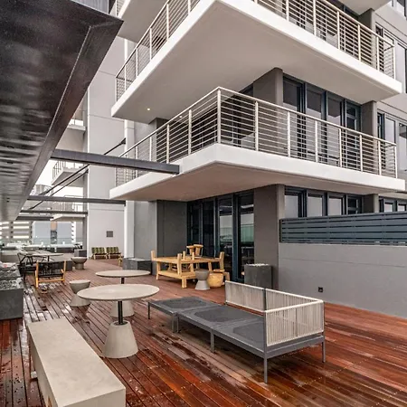 16 On Bree - Luxury One Bedroom Apartment In Kaapstad Buitenkant foto
