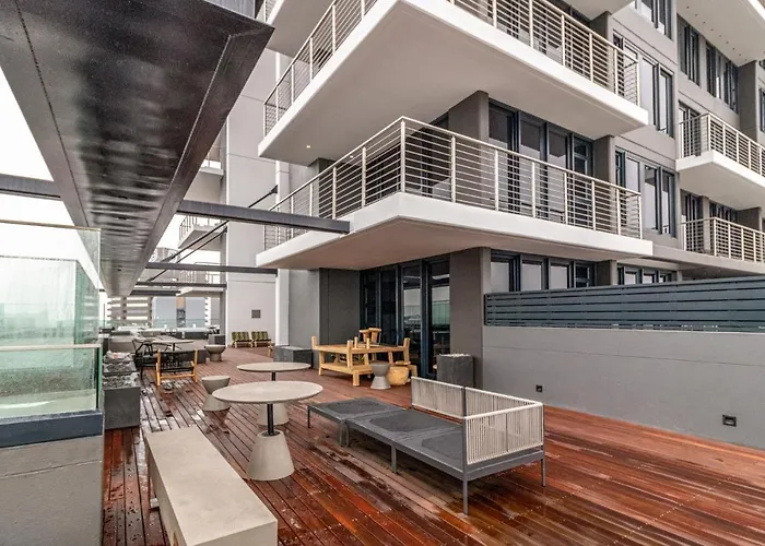 16 On Bree - Luxury One Bedroom Apartment In Cape Town